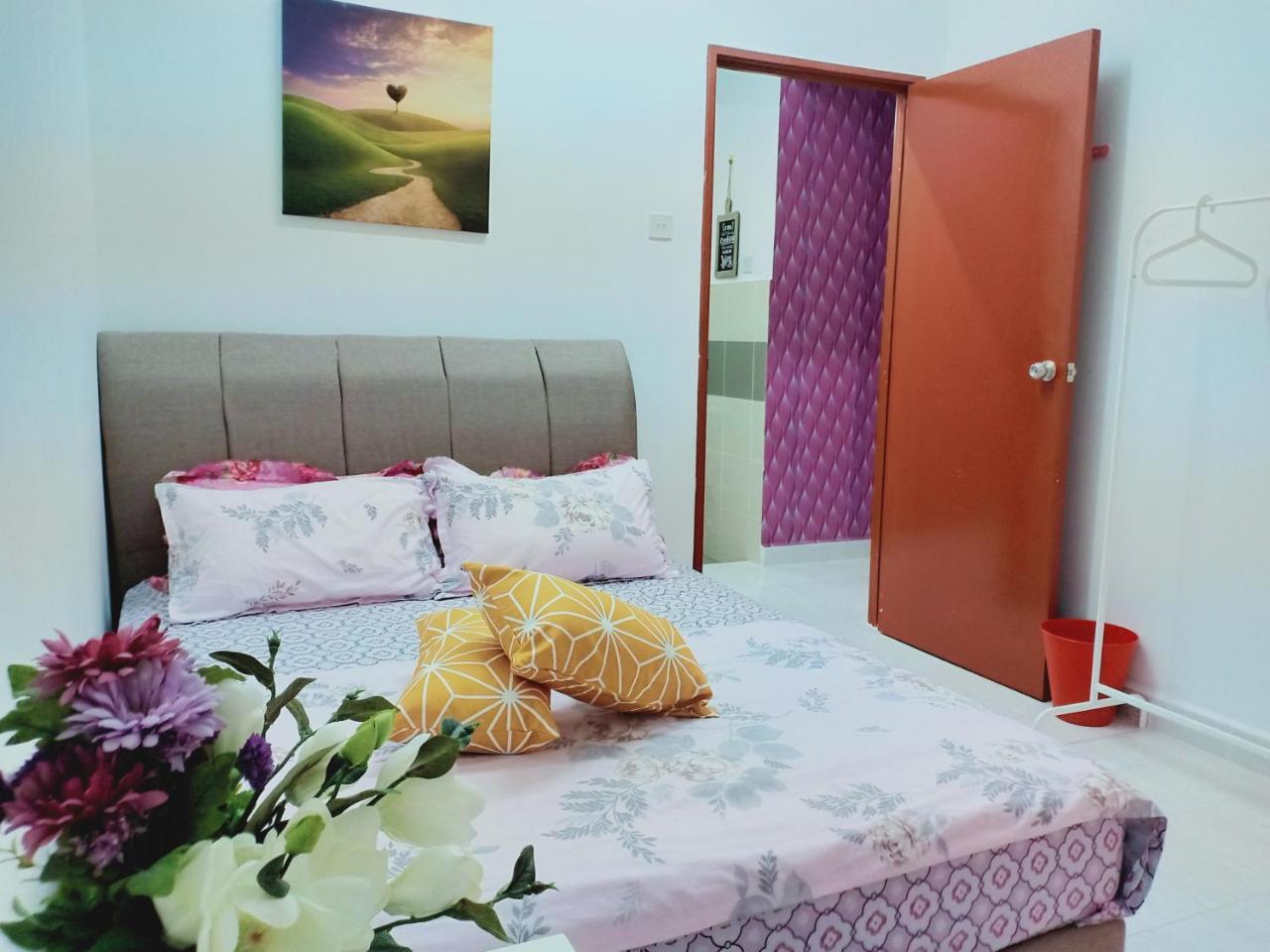 Casa Inderaloka Pantai Batu Buruk Apartment กัวลาตรังกานู ภายนอก รูปภาพ