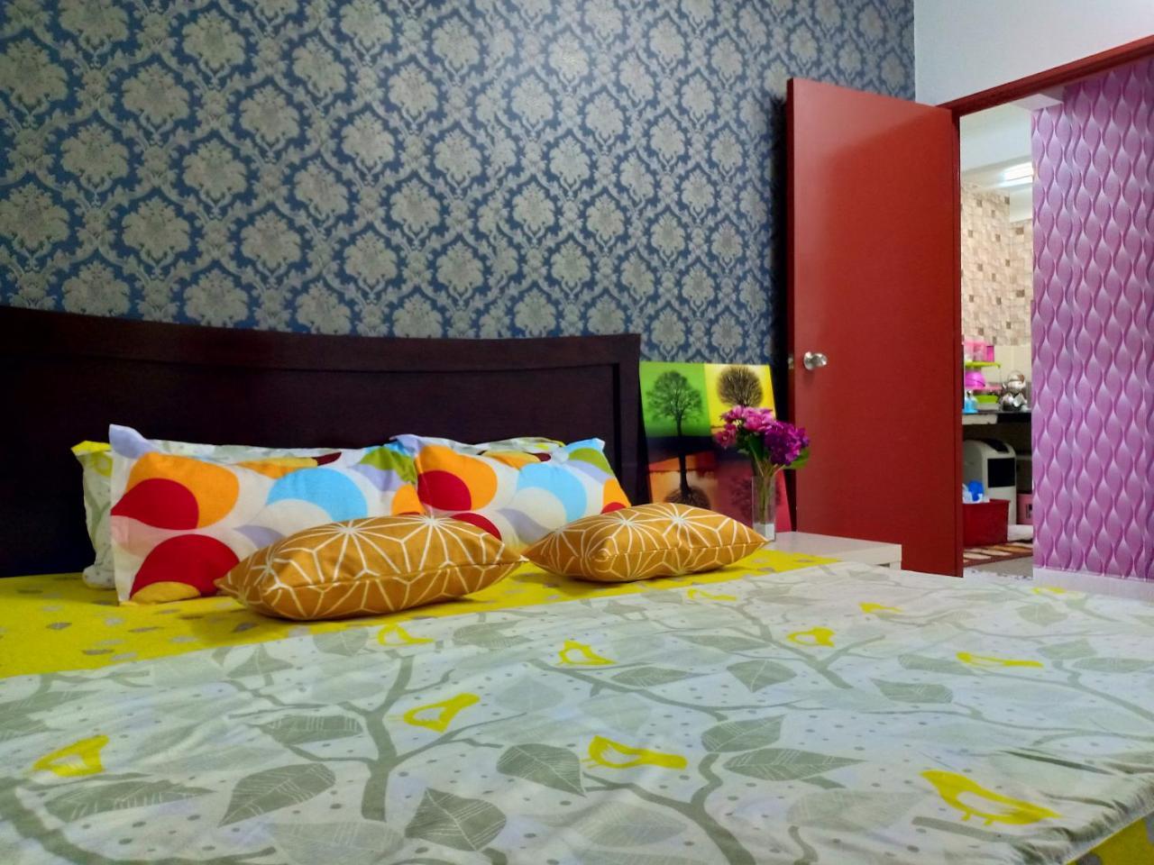 Casa Inderaloka Pantai Batu Buruk Apartment กัวลาตรังกานู ภายนอก รูปภาพ